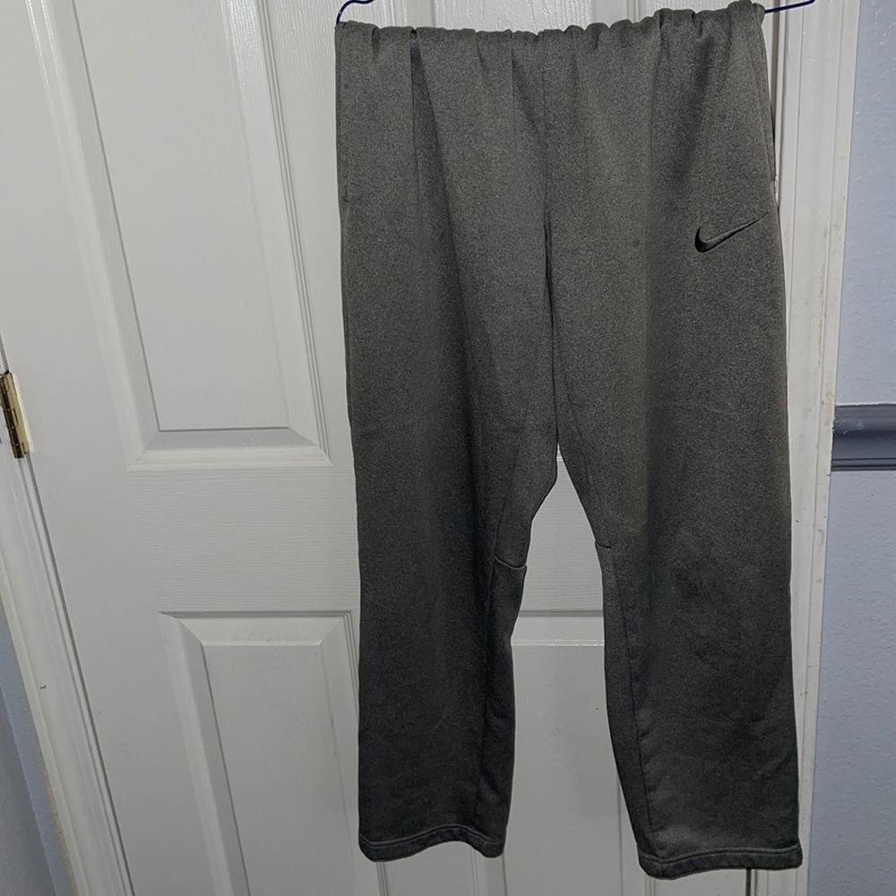 NIKE SWEATS